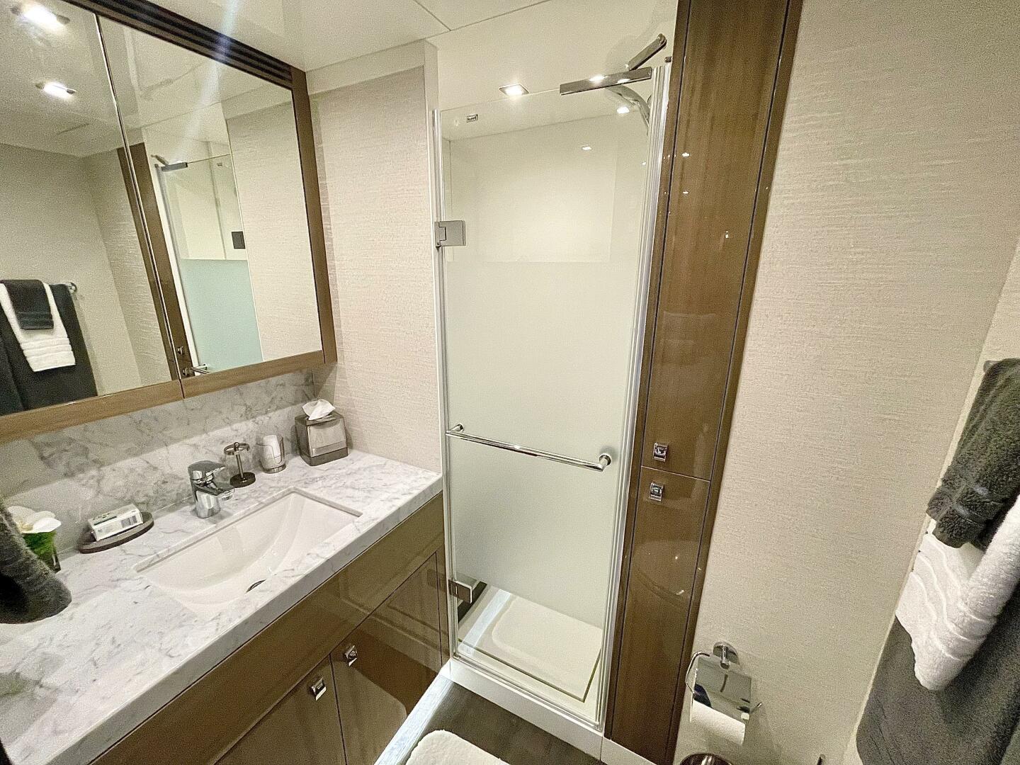 Slide: The Image of Hargrave Skylounge Flush Deck 2021 - 5044395