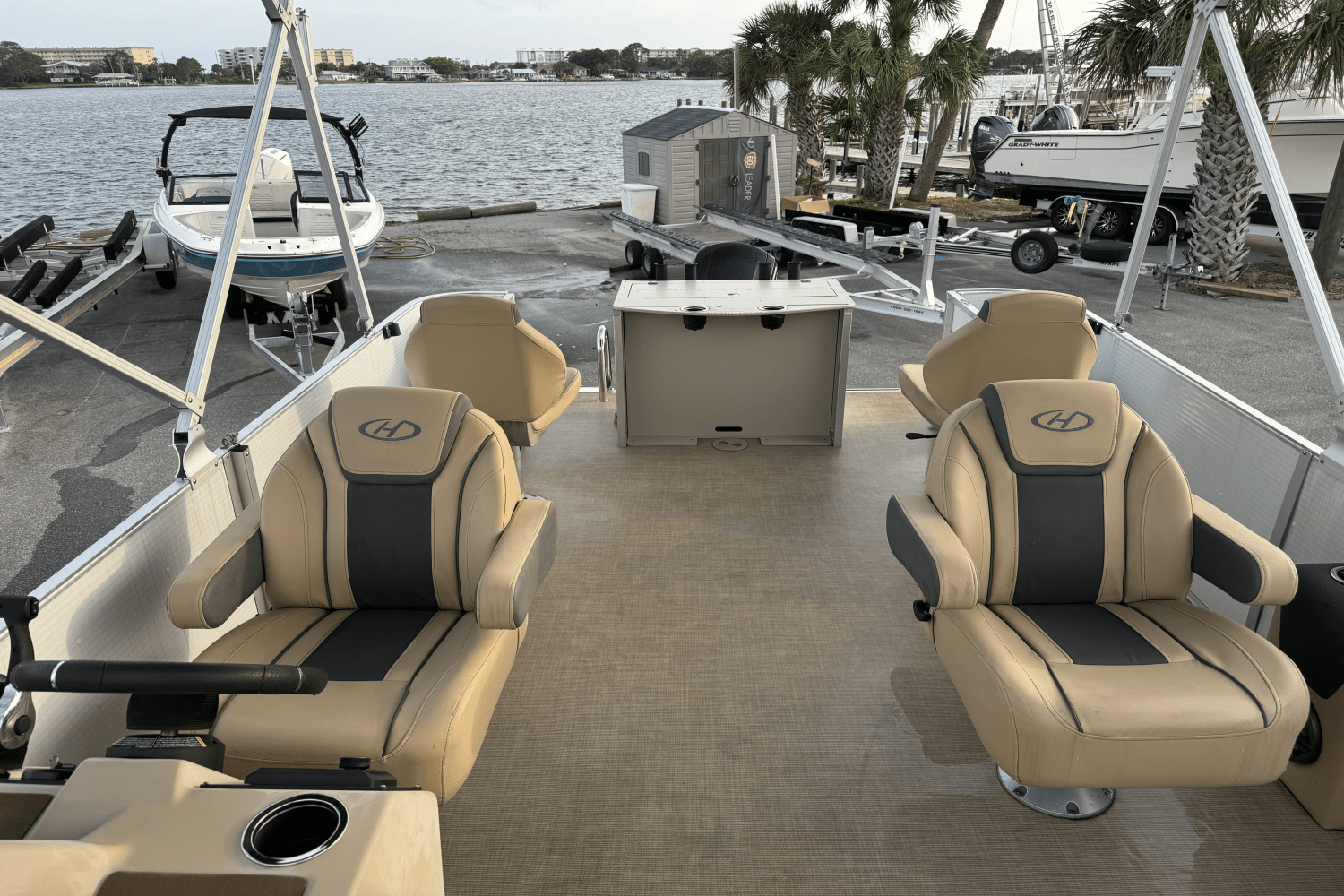 Slide: The Image of Harris 210 CRUISER 2022 - 13