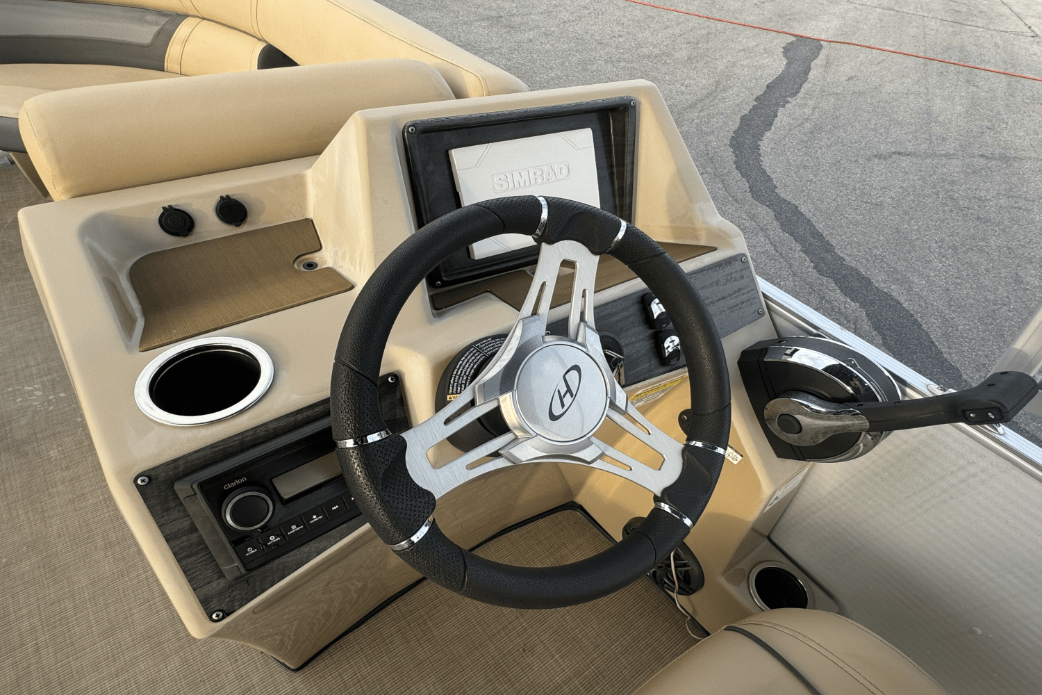 Slide: The Image of Harris 210 CRUISER 2022 - 16