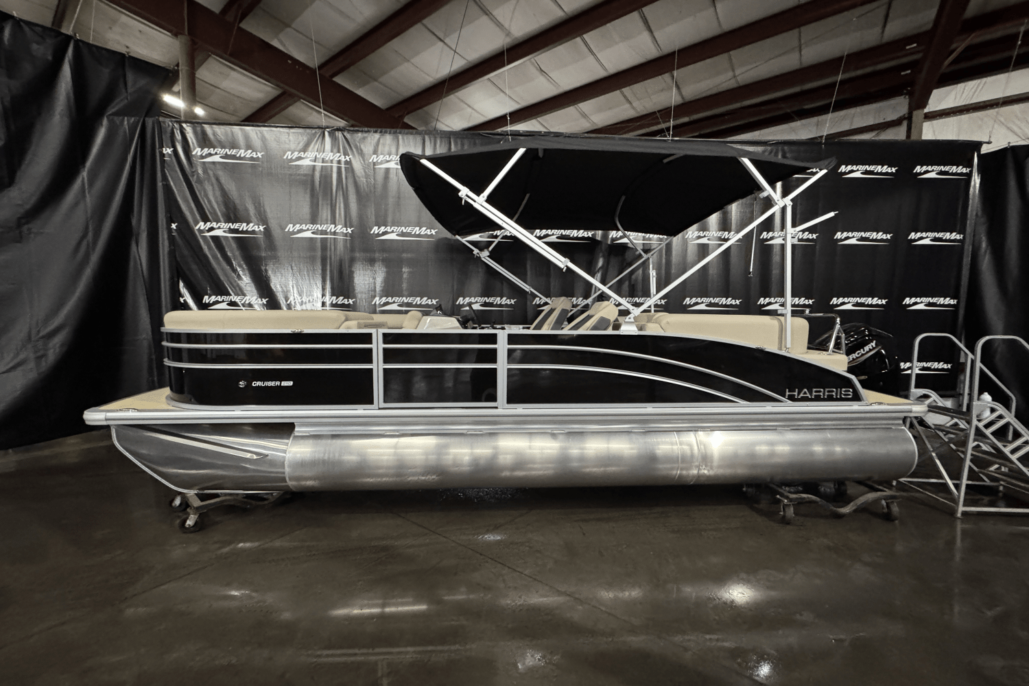 Slide: The Image of Harris 210 Cruiser 2025 - 2