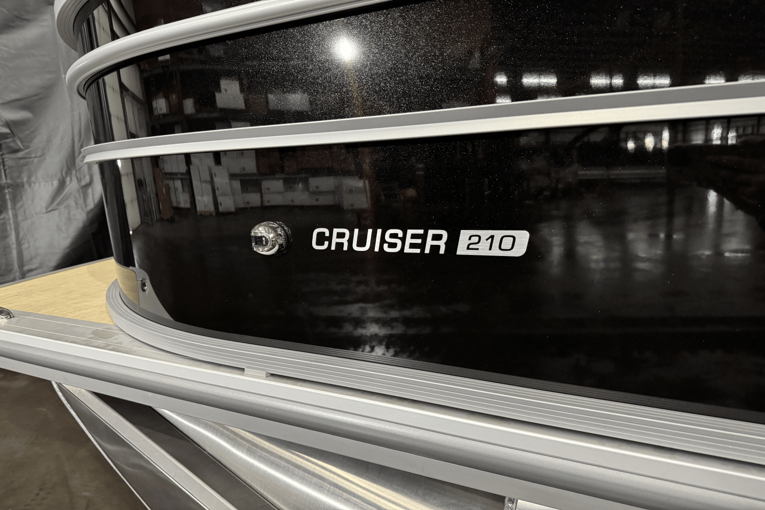 Slide: The Image of Harris 210 Cruiser 2025 - 3