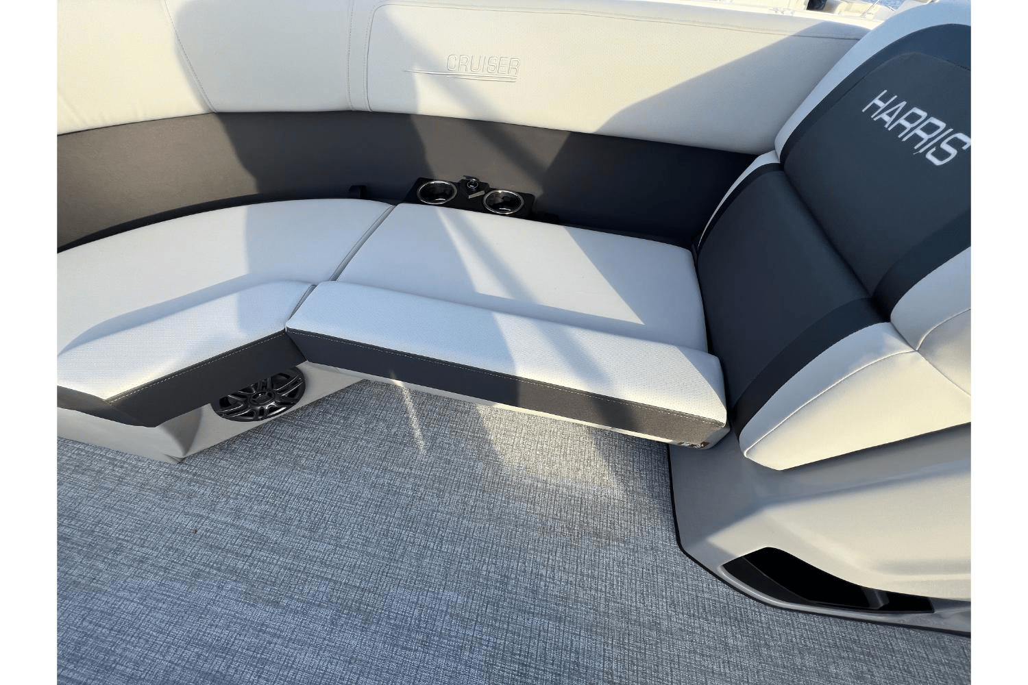 Slide: The Image of Harris 210 Cruiser 2025 - 9