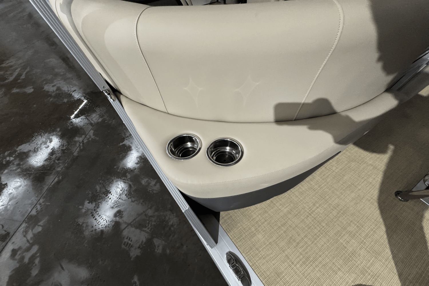 Slide: The Image of Harris 210 Cruiser 2025 - 9