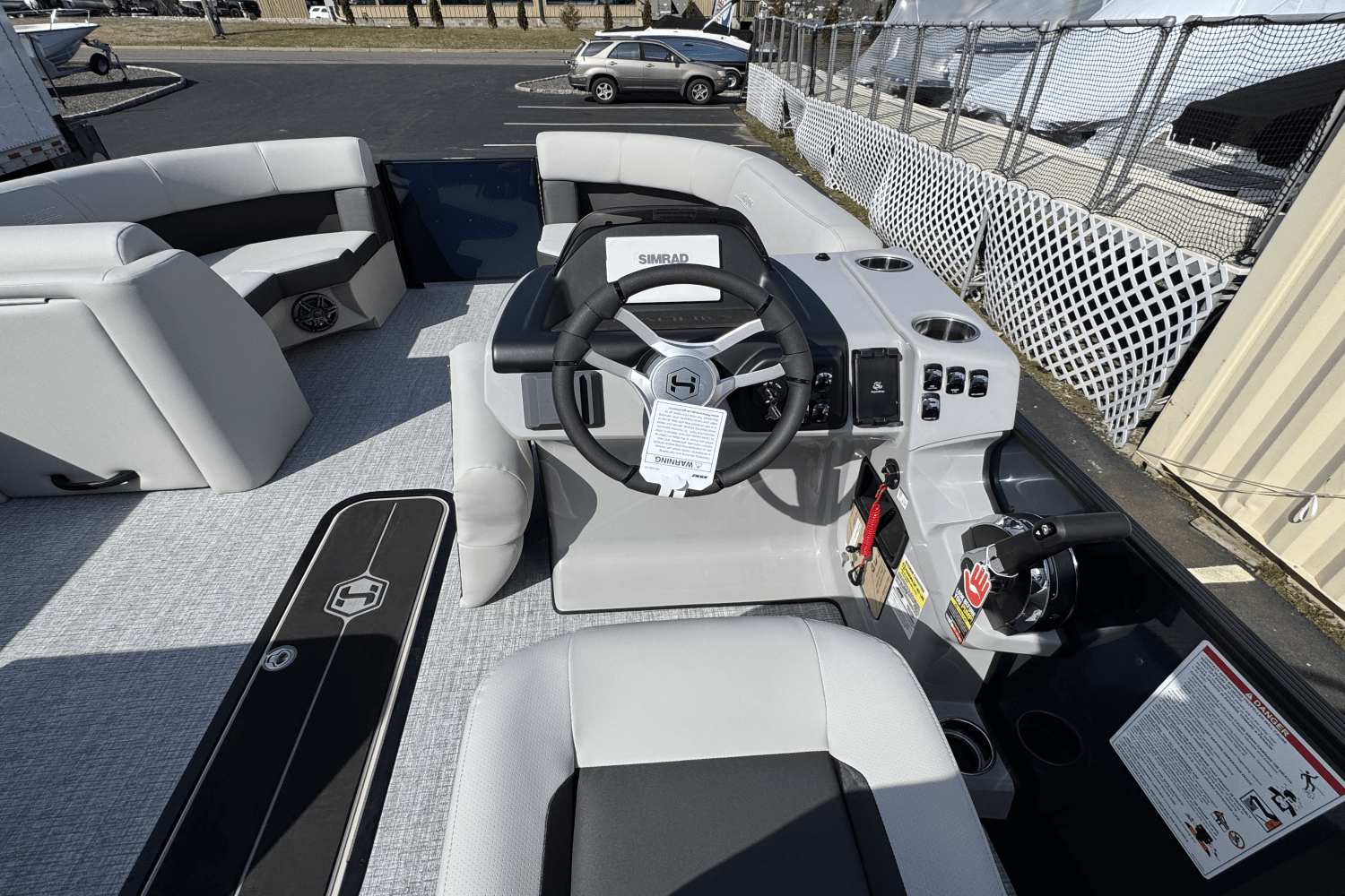 Slide: The Image of Harris 210 Cruiser 2025 - 9