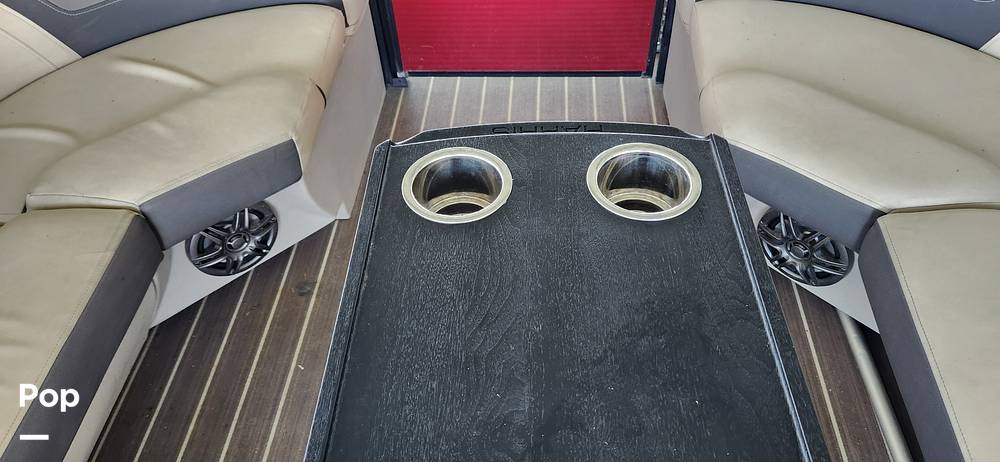 Slide: The Image of Harris 230 CR 2022 - 15735364