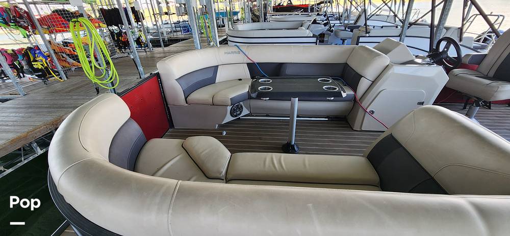 Slide: The Image of Harris 230 CR 2022 - 15735597