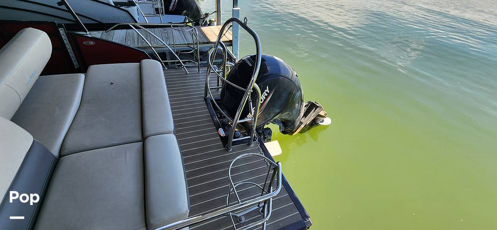 Slide: The Image of Harris 230 CR 2022 - 15735599