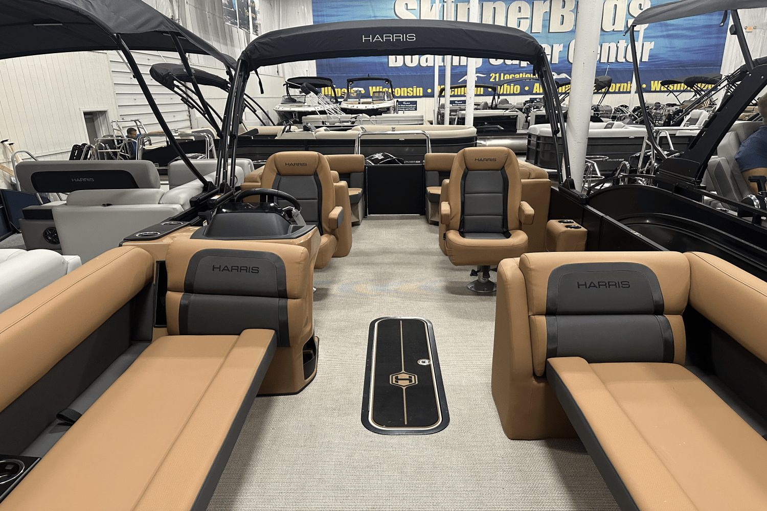 Slide: The Image of Harris 230 Cruiser 2025 - 1