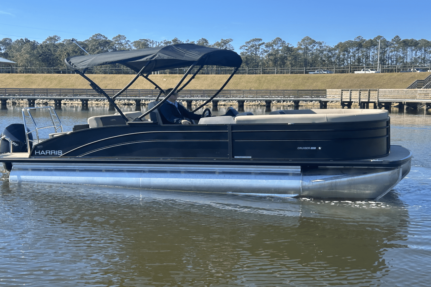 Slide: The Image of Harris 230 Cruiser 2025 - 1
