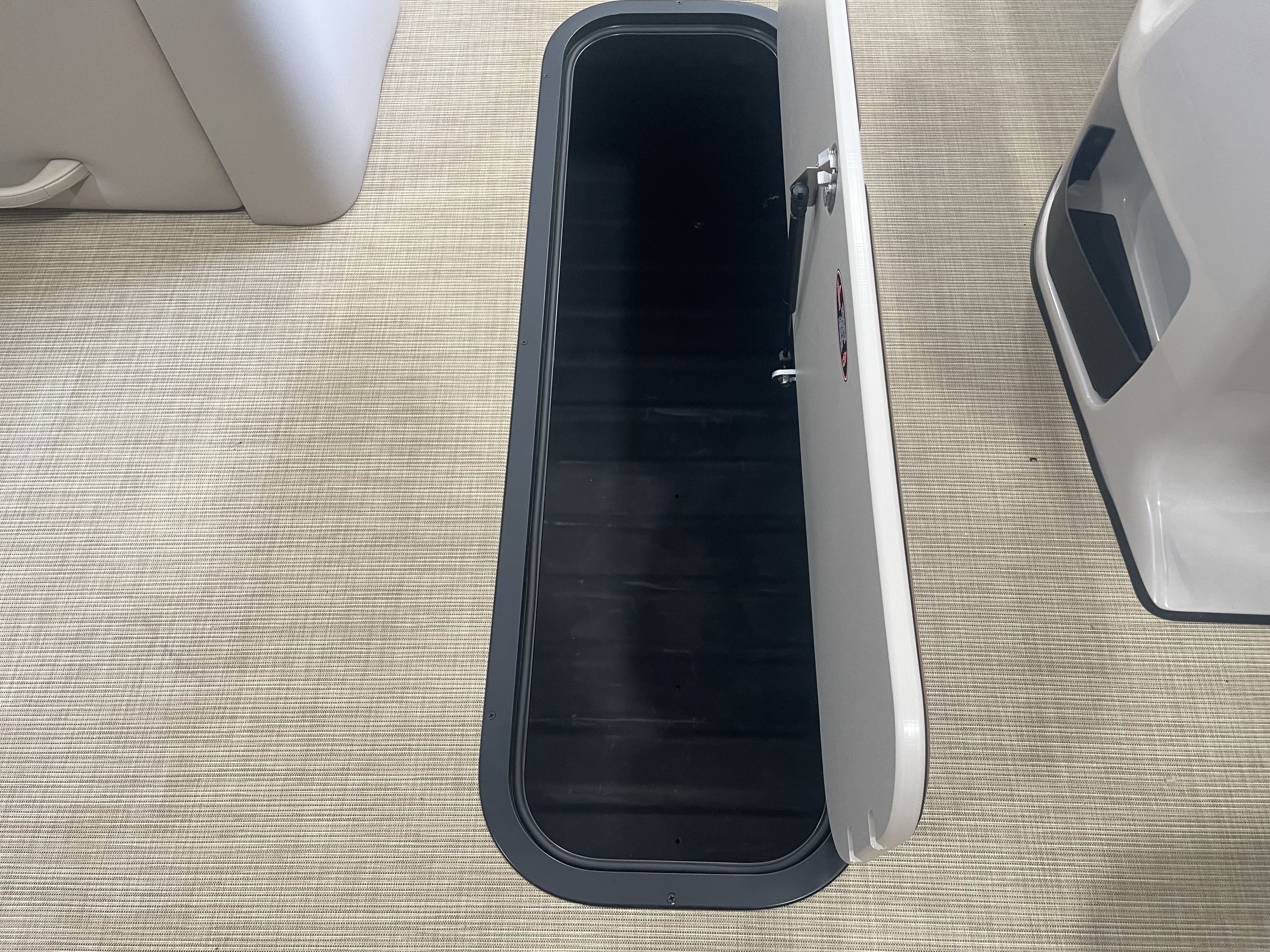 Slide: The Image of Harris 230 Cruiser 2025 - 10