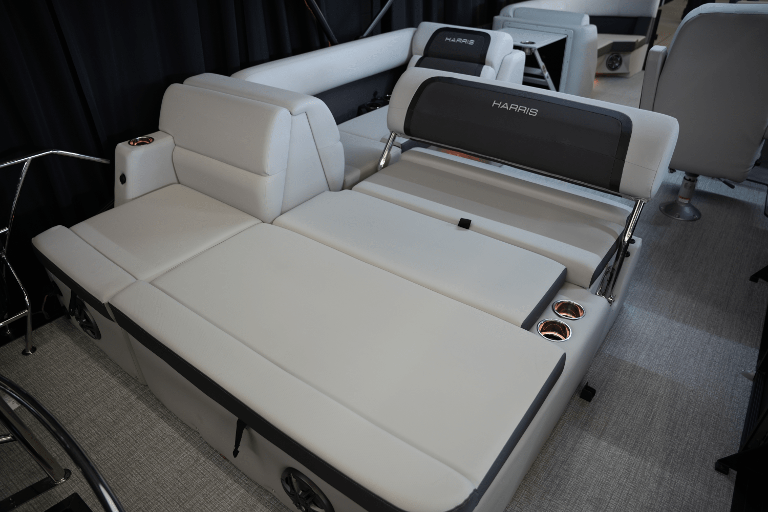 Slide: The Image of Harris 230 Cruiser 2025 - 15