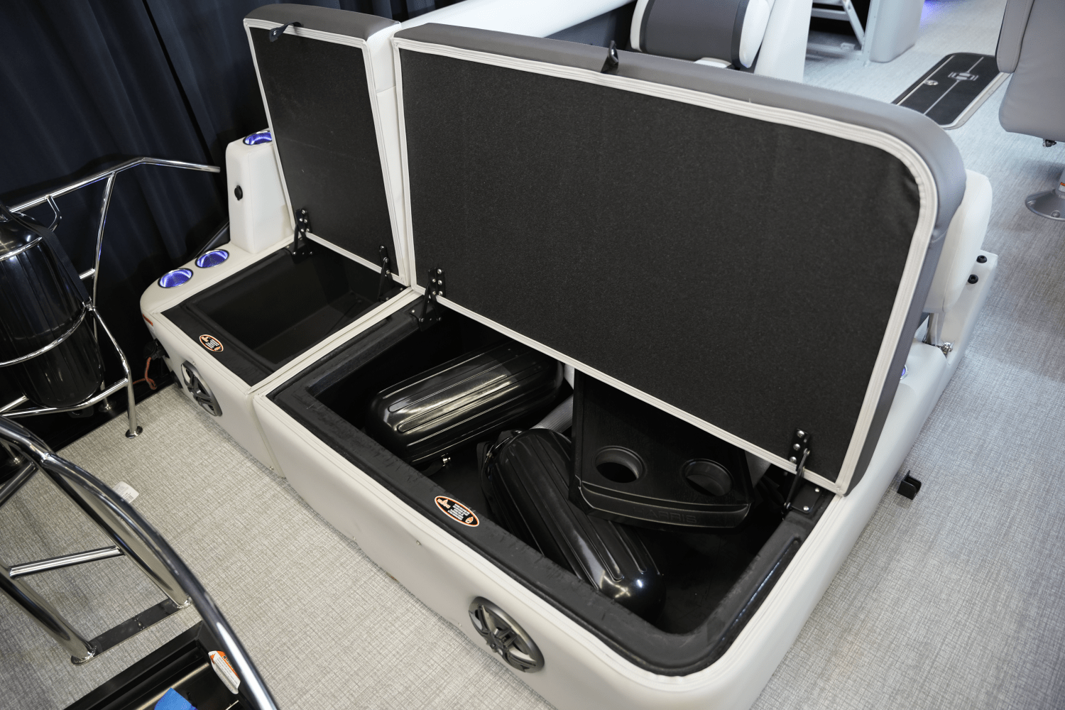 Slide: The Image of Harris 230 Cruiser 2025 - 18