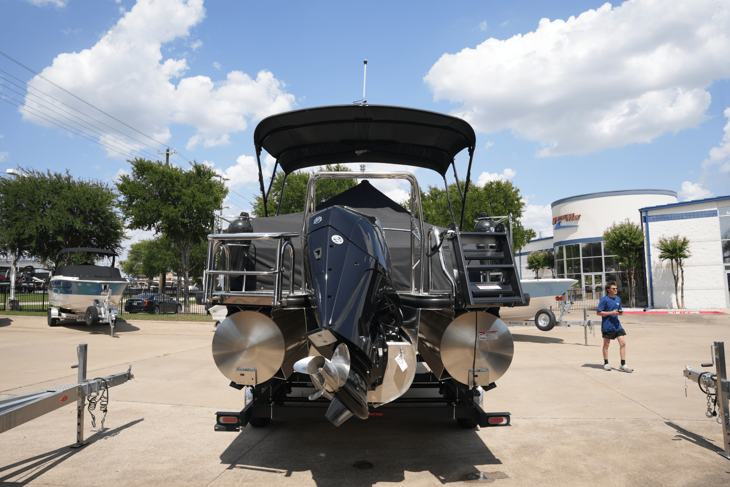 Slide: The Image of Harris 230 Cruiser 2025 - 2