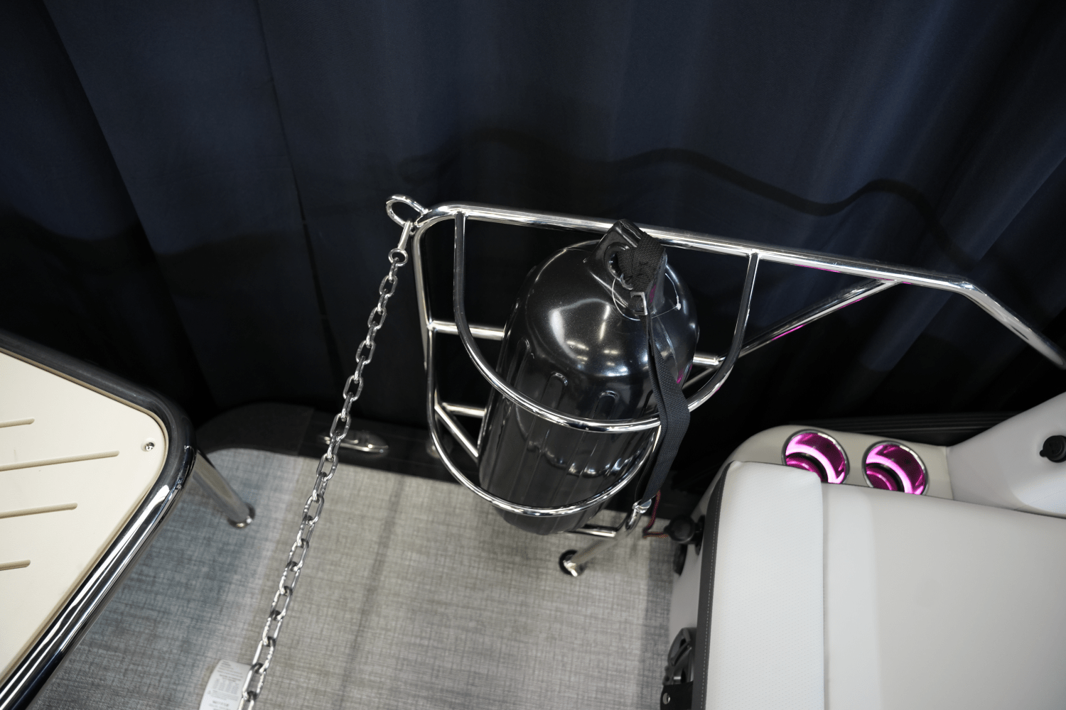 Slide: The Image of Harris 230 Cruiser 2025 - 20