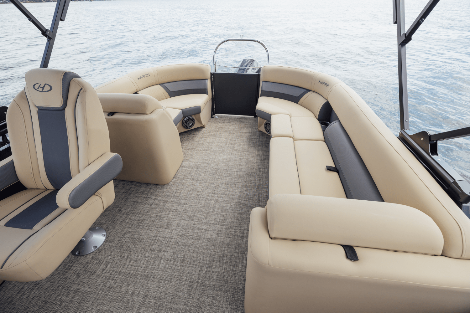 Slide: The Image of Harris 230 Cruiser 2025 - 32