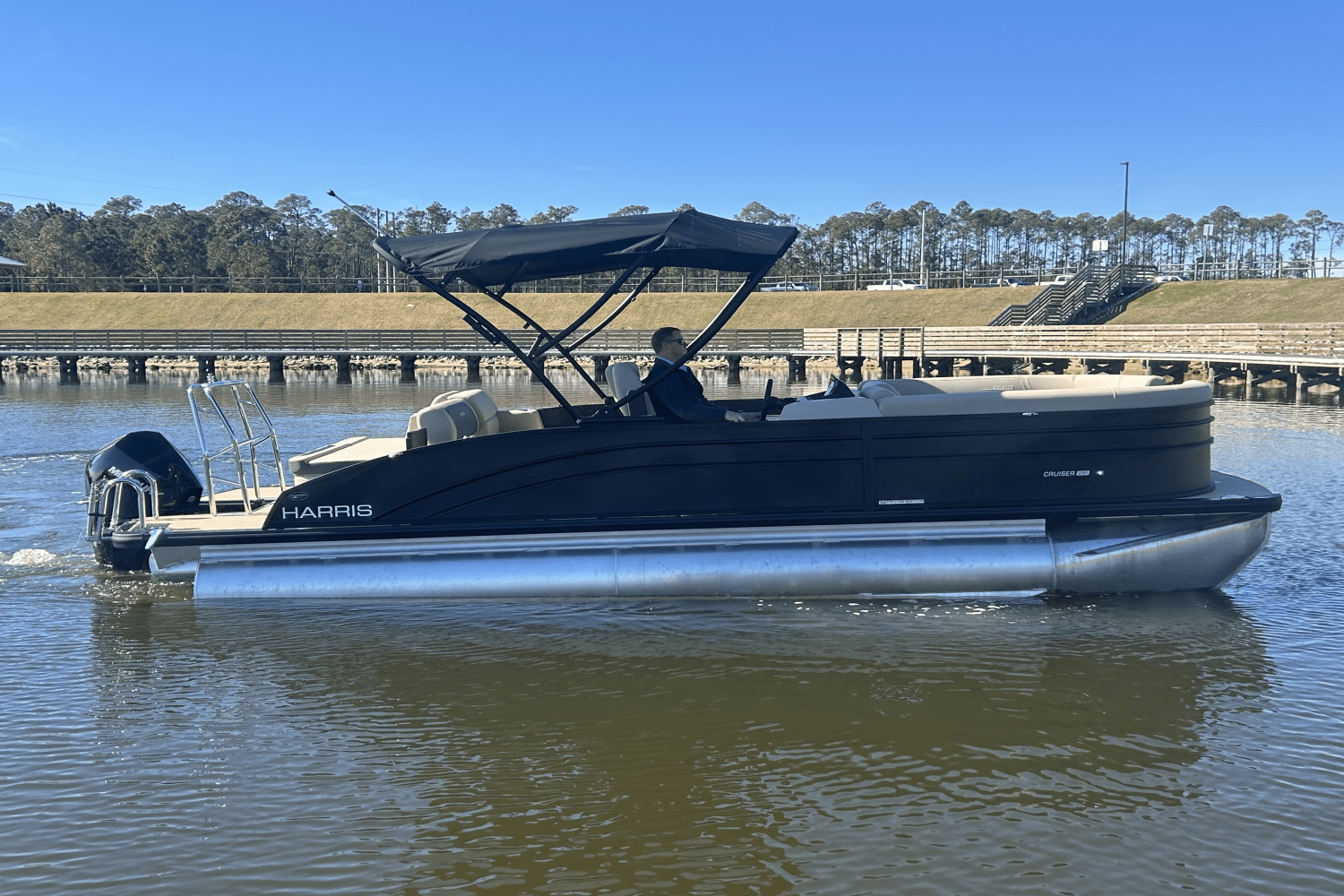 Slide: The Image of Harris 230 Cruiser 2025 - 4