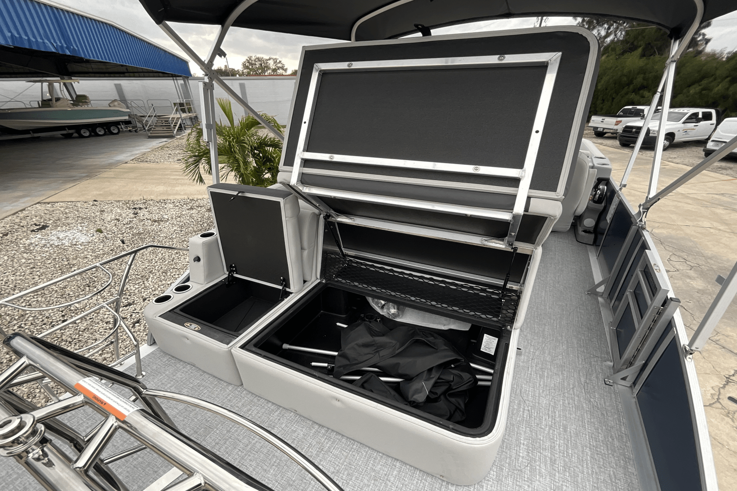 Slide: The Image of Harris 230 Cruiser 2025 - 5