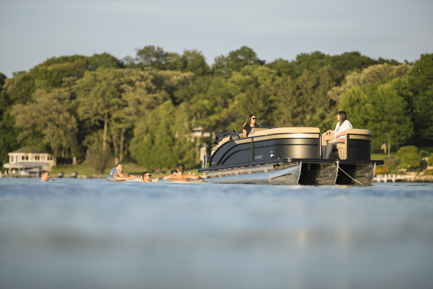 Slide: The Image of Harris 230 Cruiser 2025 - 5