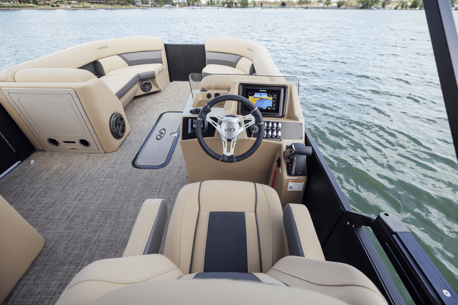 Slide: The Image of Harris 230 Cruiser 2025 - 63
