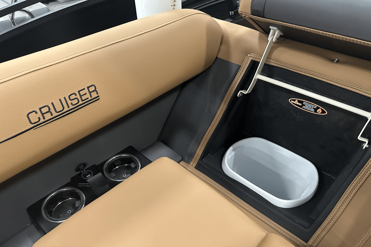 Slide: The Image of Harris 230 Cruiser 2025 - 8