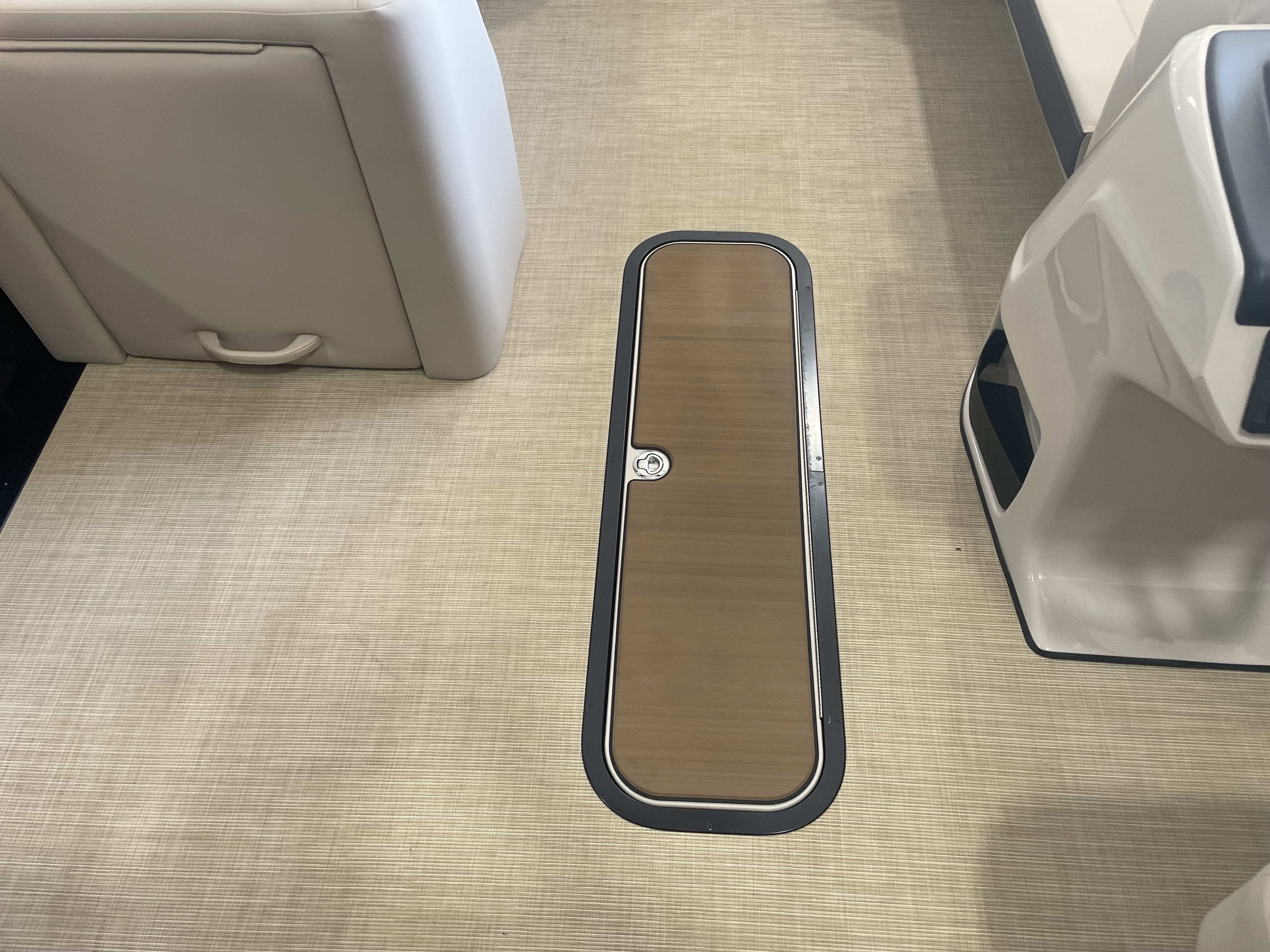 Slide: The Image of Harris 230 Cruiser 2025 - 9