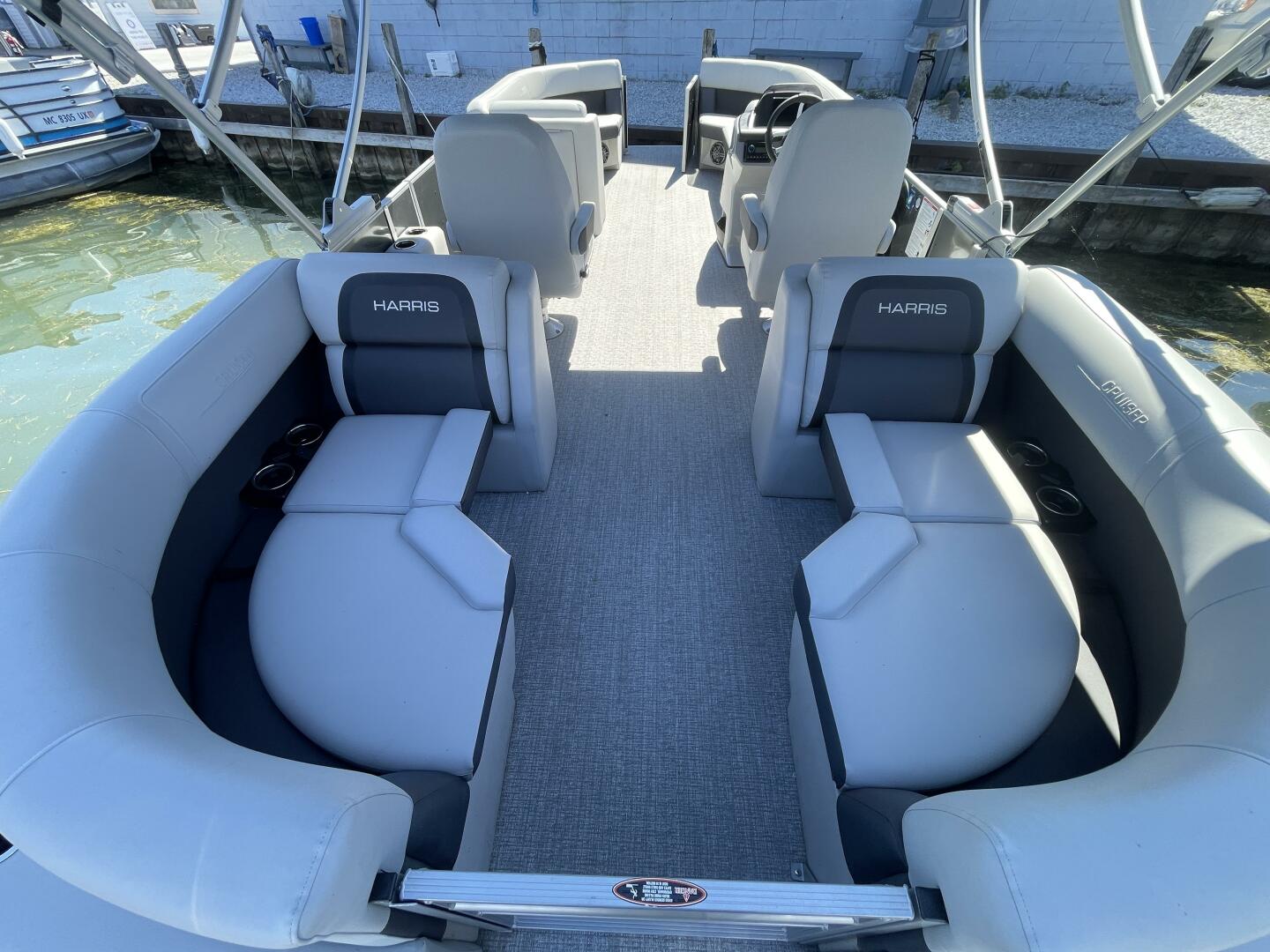 Slide: The Image of Harris 230 Cruiser CWDH 2025 - 5614348