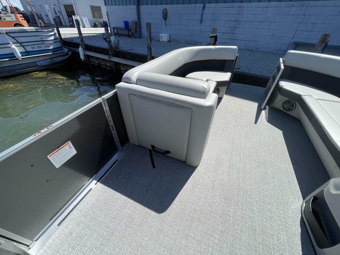Slide: The Image of Harris 230 Cruiser CWDH 2025 - 5612634