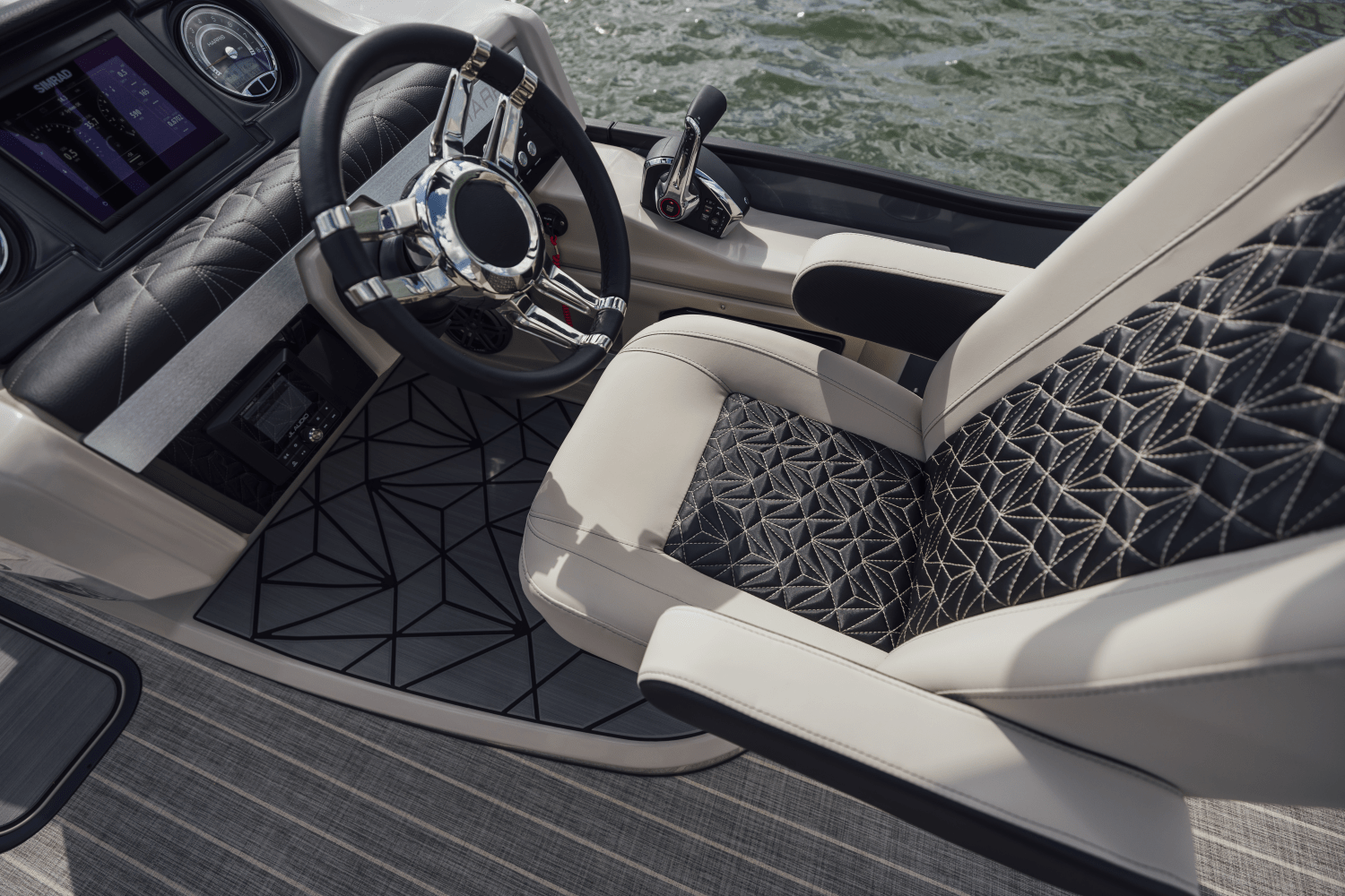 Slide: The Image of Harris 230 Grand Mariner 2025 - 22