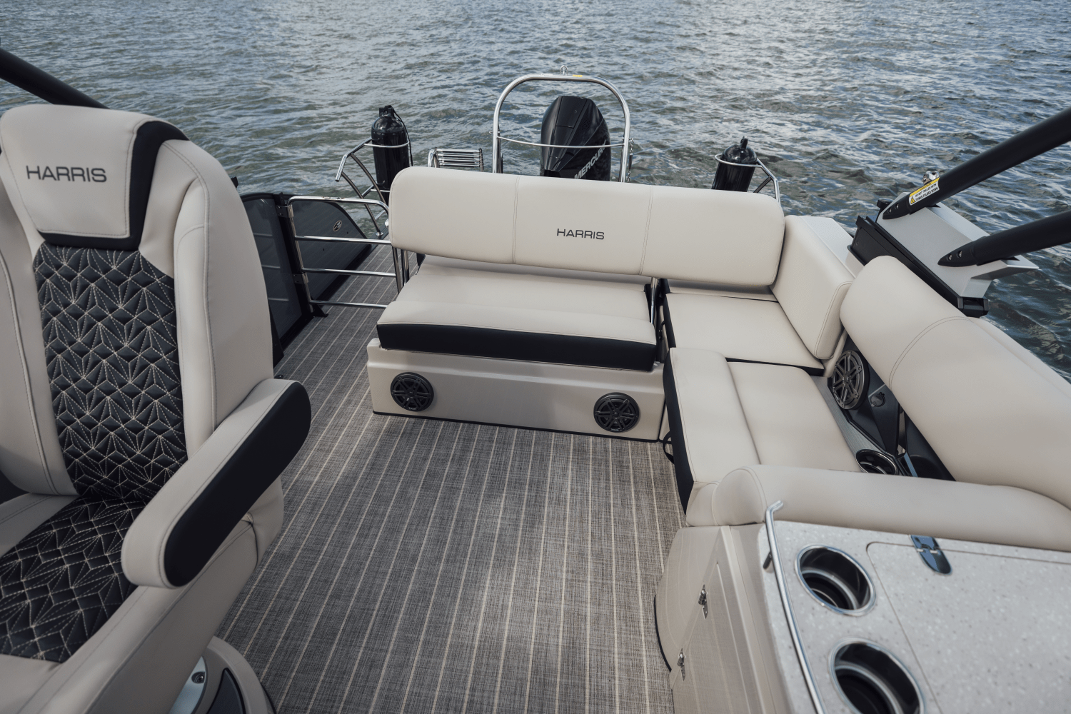 Slide: The Image of Harris 230 Grand Mariner 2025 - 30