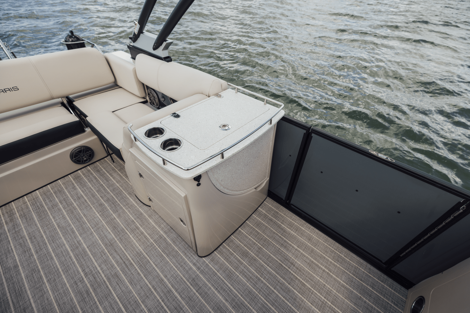 Slide: The Image of Harris 230 Grand Mariner 2025 - 33