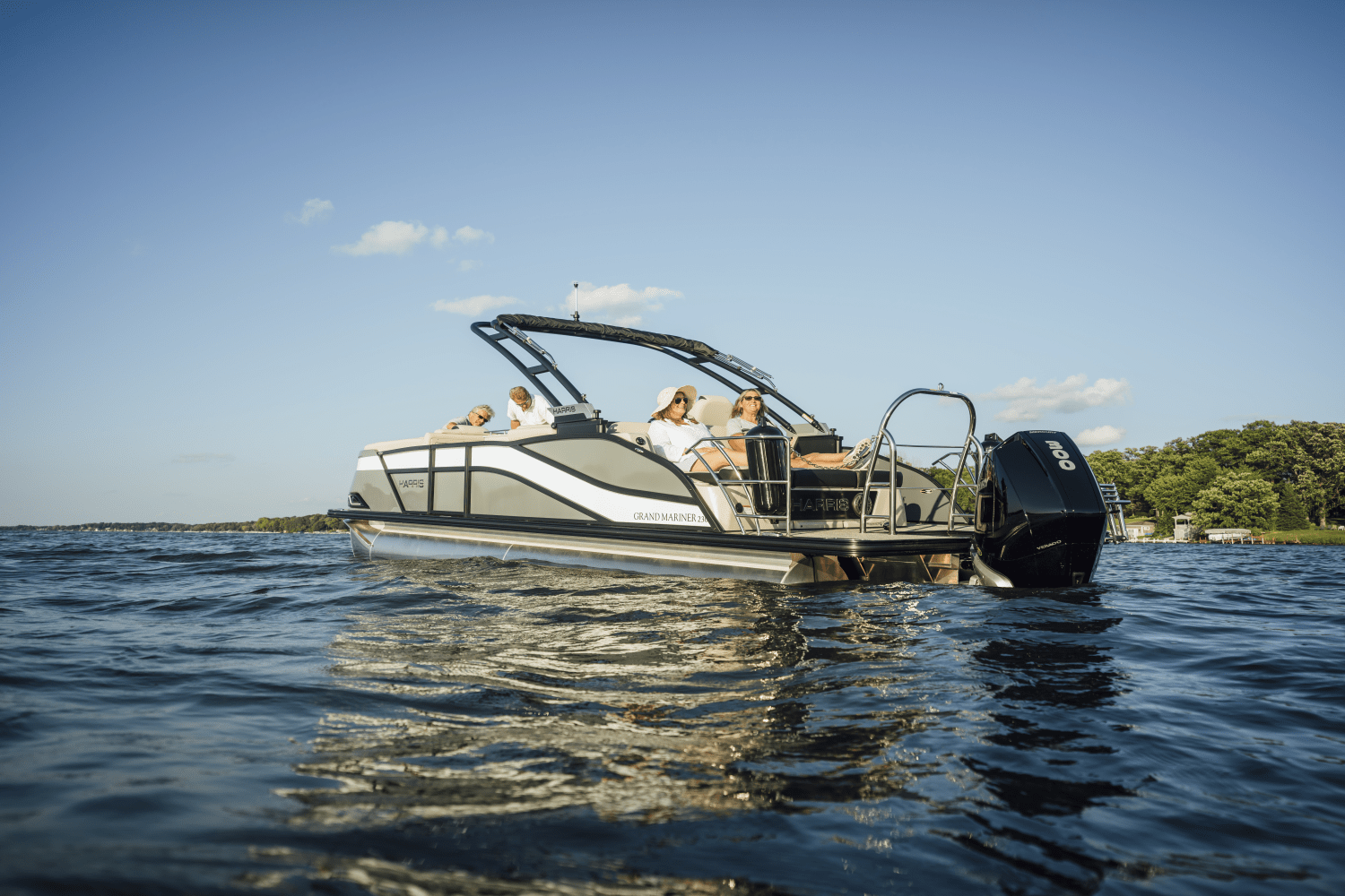 Slide: The Image of Harris 230 Grand Mariner 2025 - 5