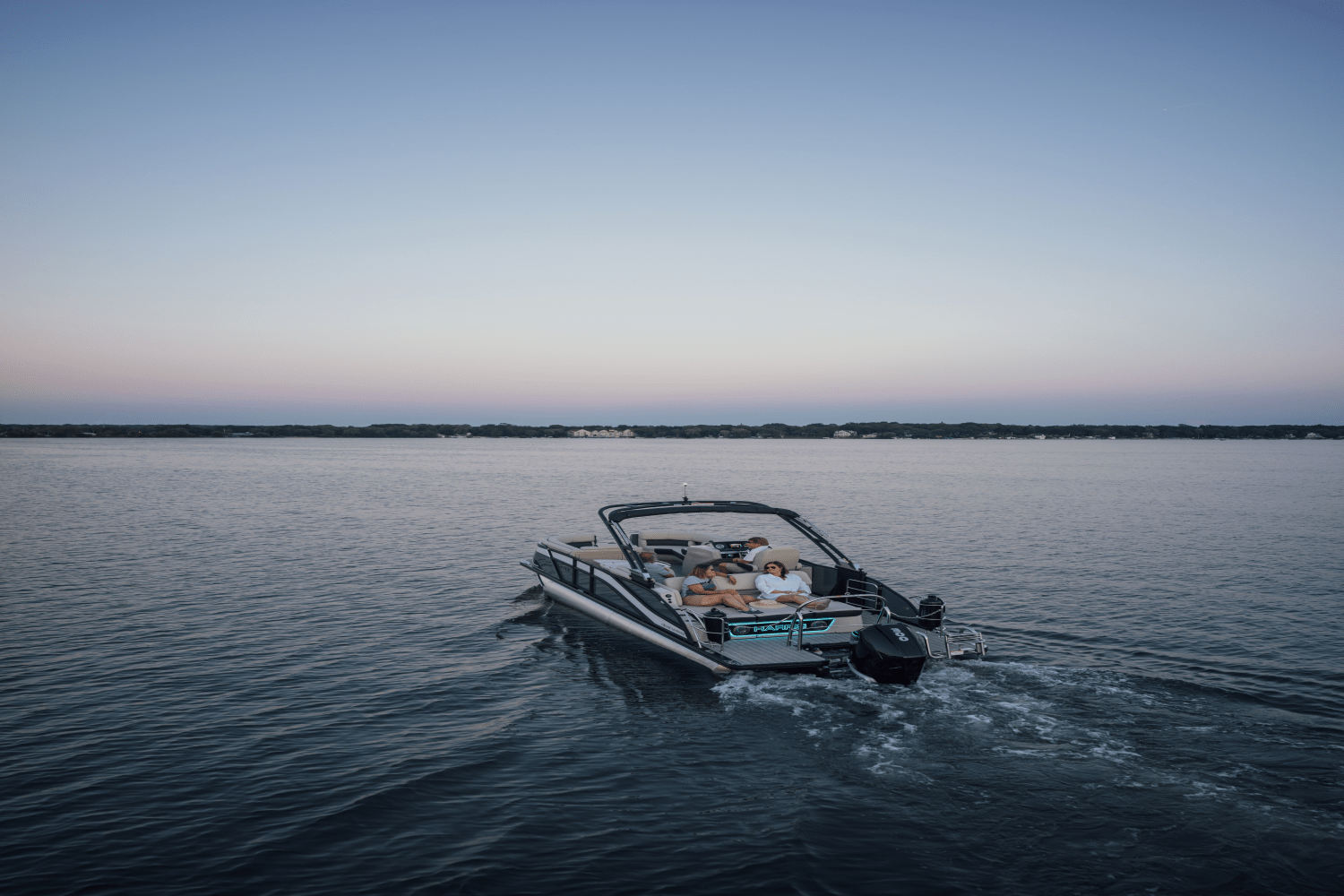 Slide: The Image of Harris 230 Grand Mariner 2025 - 52