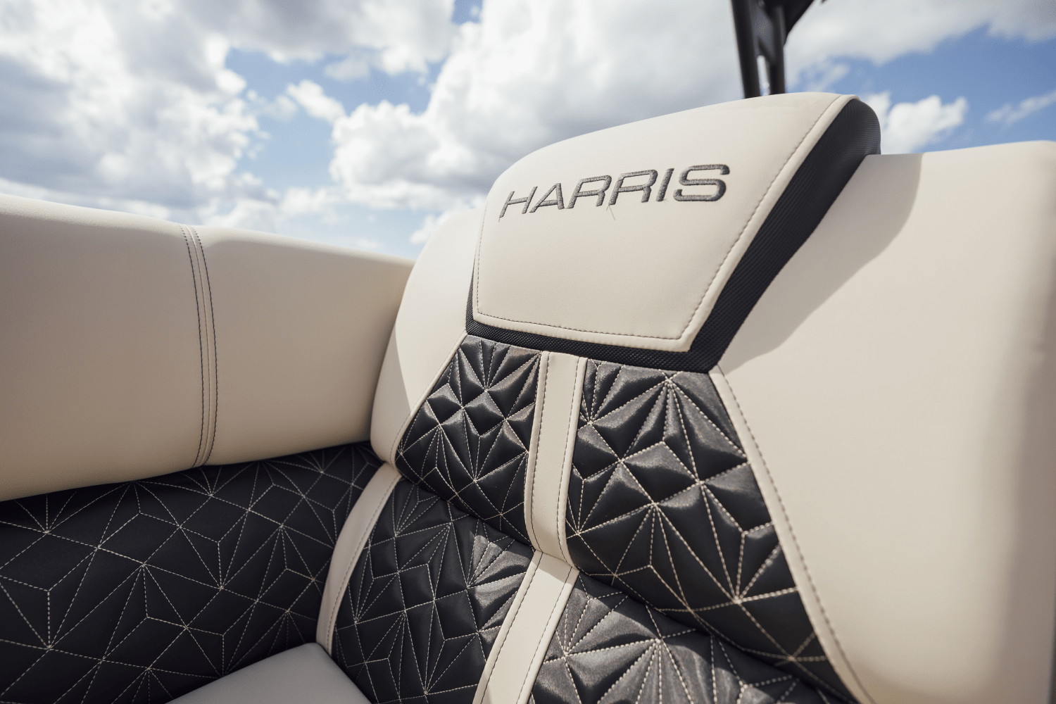 Slide: The Image of Harris 230 Grand Mariner 2025 - 59