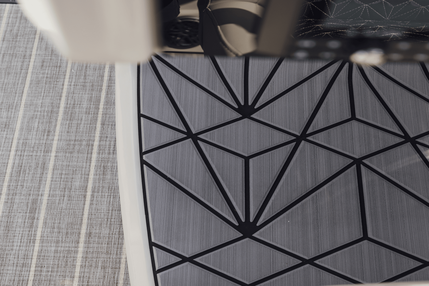 Slide: The Image of Harris 230 Grand Mariner 2025 - 61