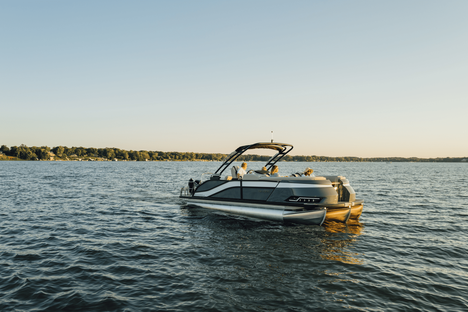 Slide: The Image of Harris 230 Grand Mariner 2025 - 66