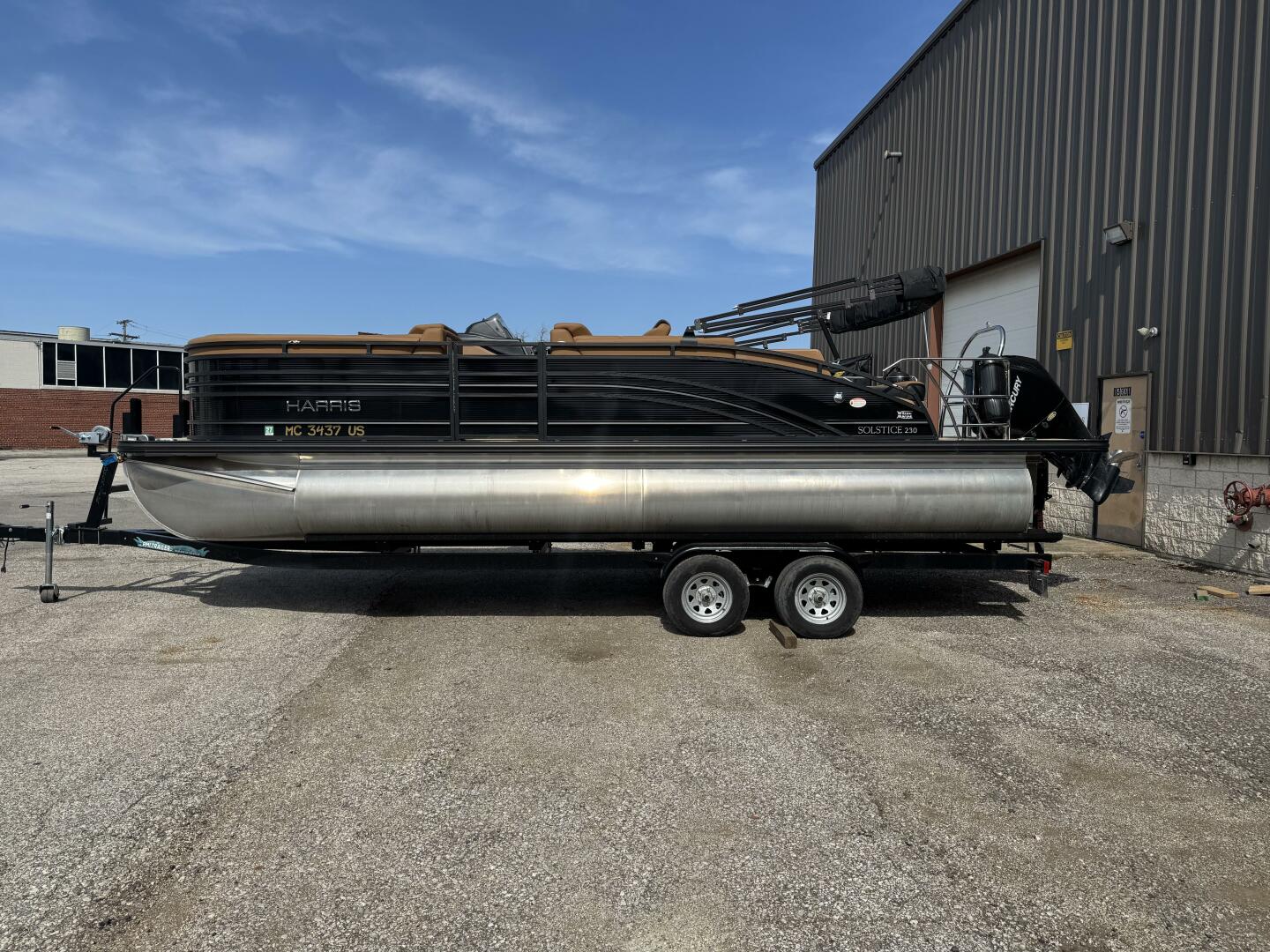 Slide: The Image of 2022 Harris Pontoon for Sale Pontoon Tritoon for Sale Harris 230 Solice - 5233013