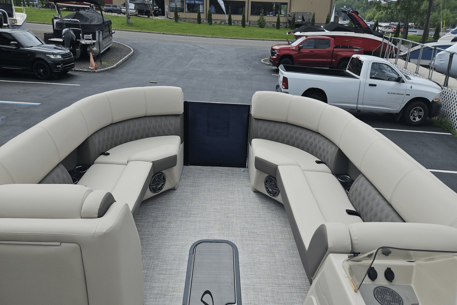 Slide: The Image of Harris 230 SUNLINER 2022 - 10