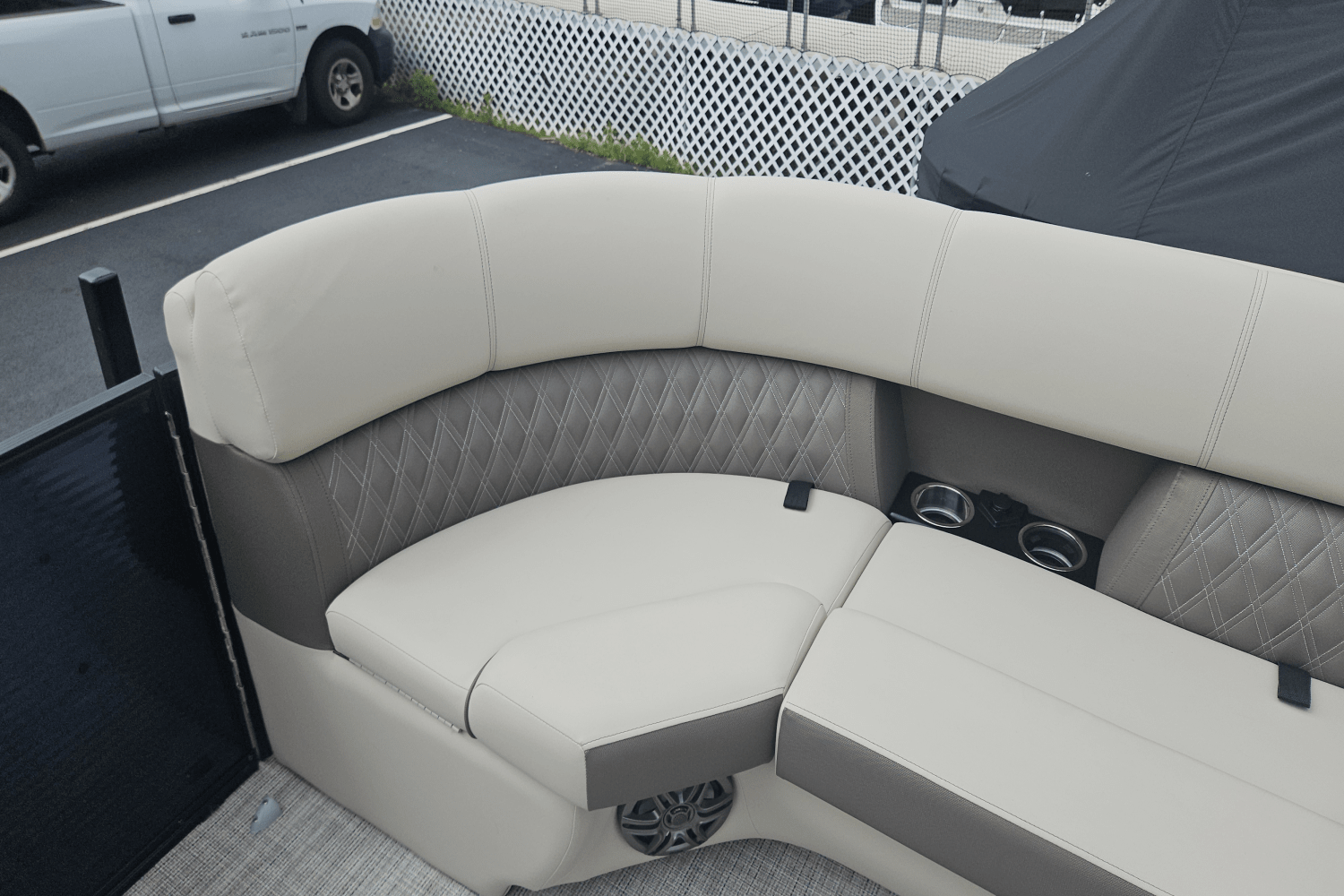 Slide: The Image of Harris 230 SUNLINER 2022 - 14