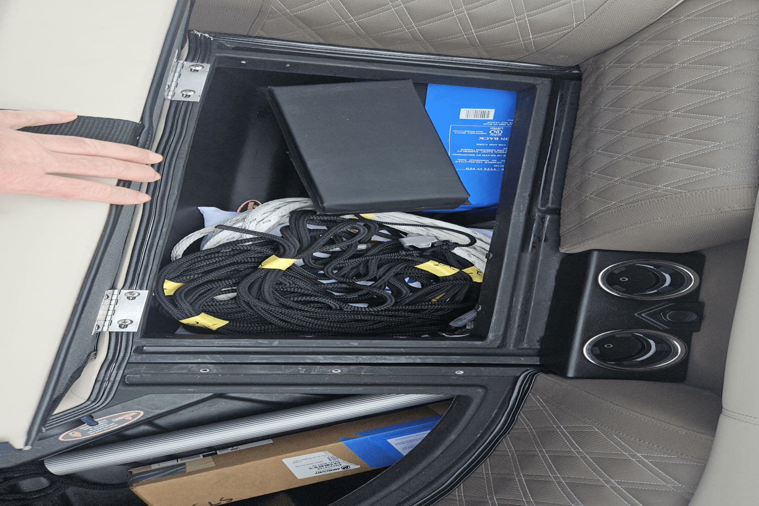 Slide: The Image of Harris 230 SUNLINER 2022 - 22