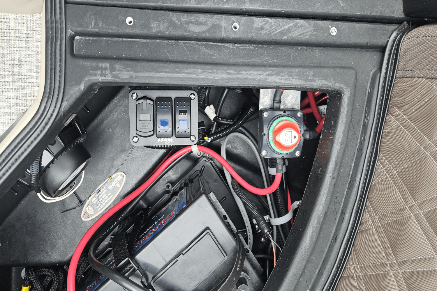 Slide: The Image of Harris 230 SUNLINER 2022 - 28