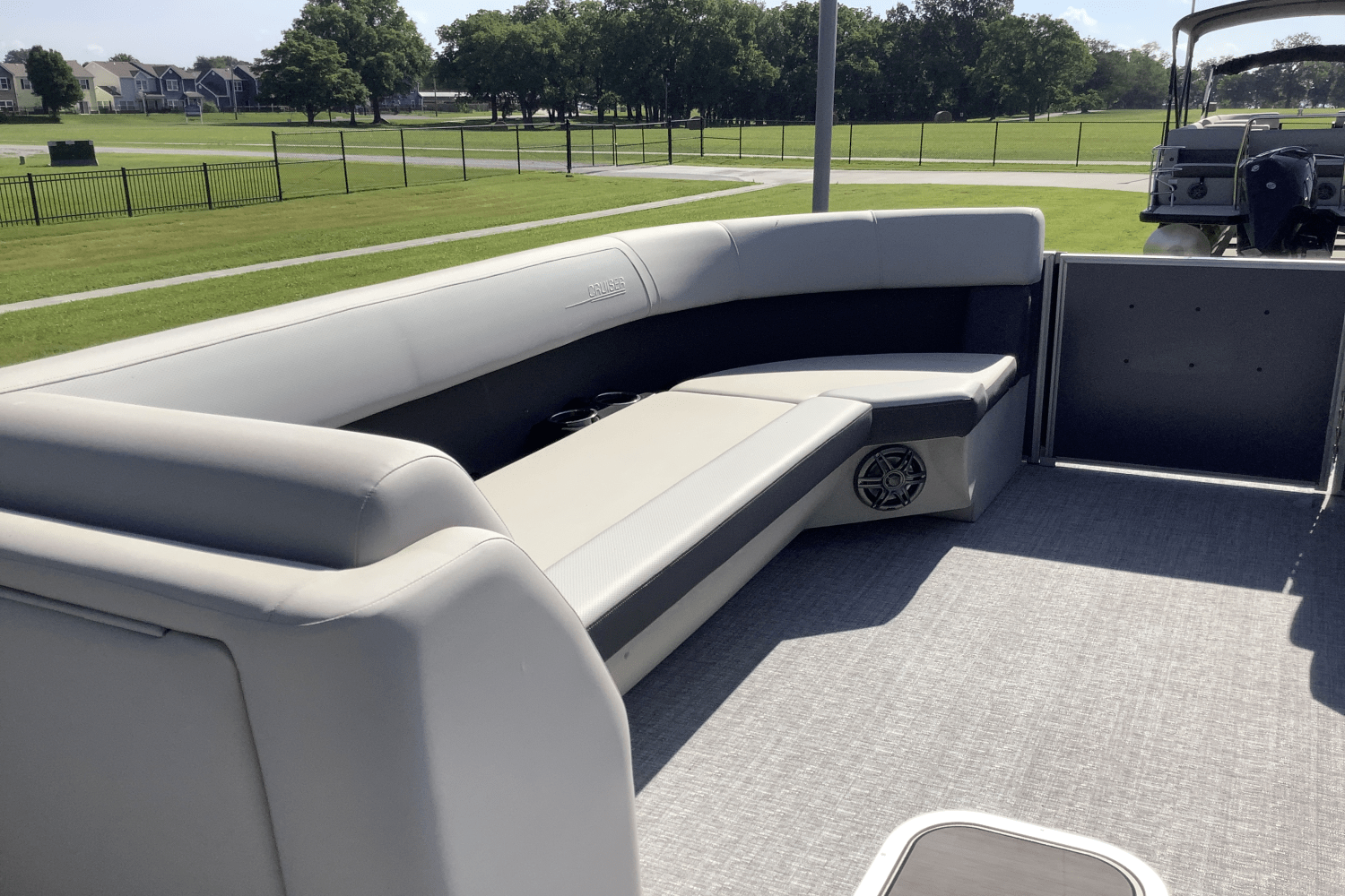 Slide: The Image of Harris 250 Cruiser 2025 - 21