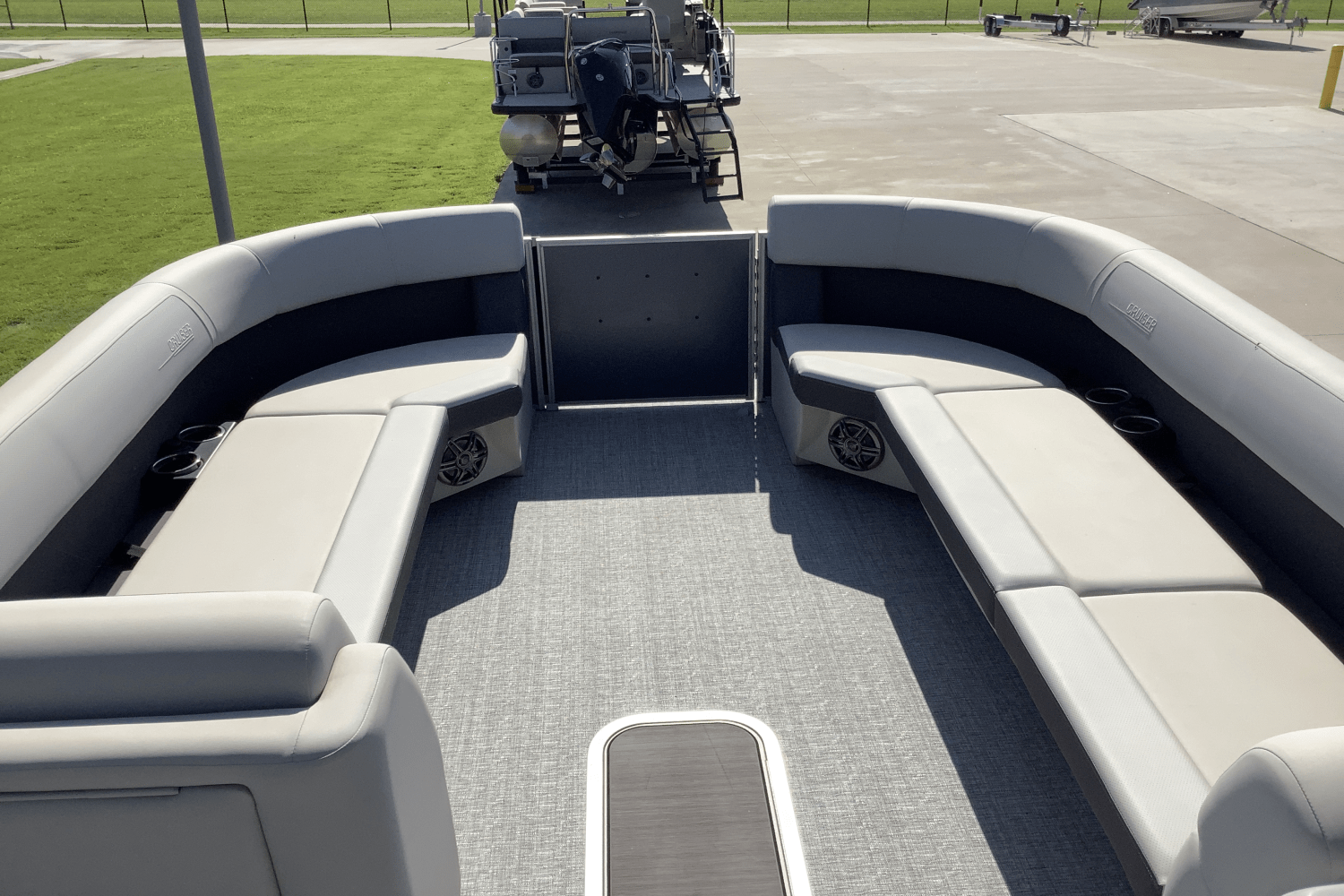 Slide: The Image of Harris 250 Cruiser 2025 - 22