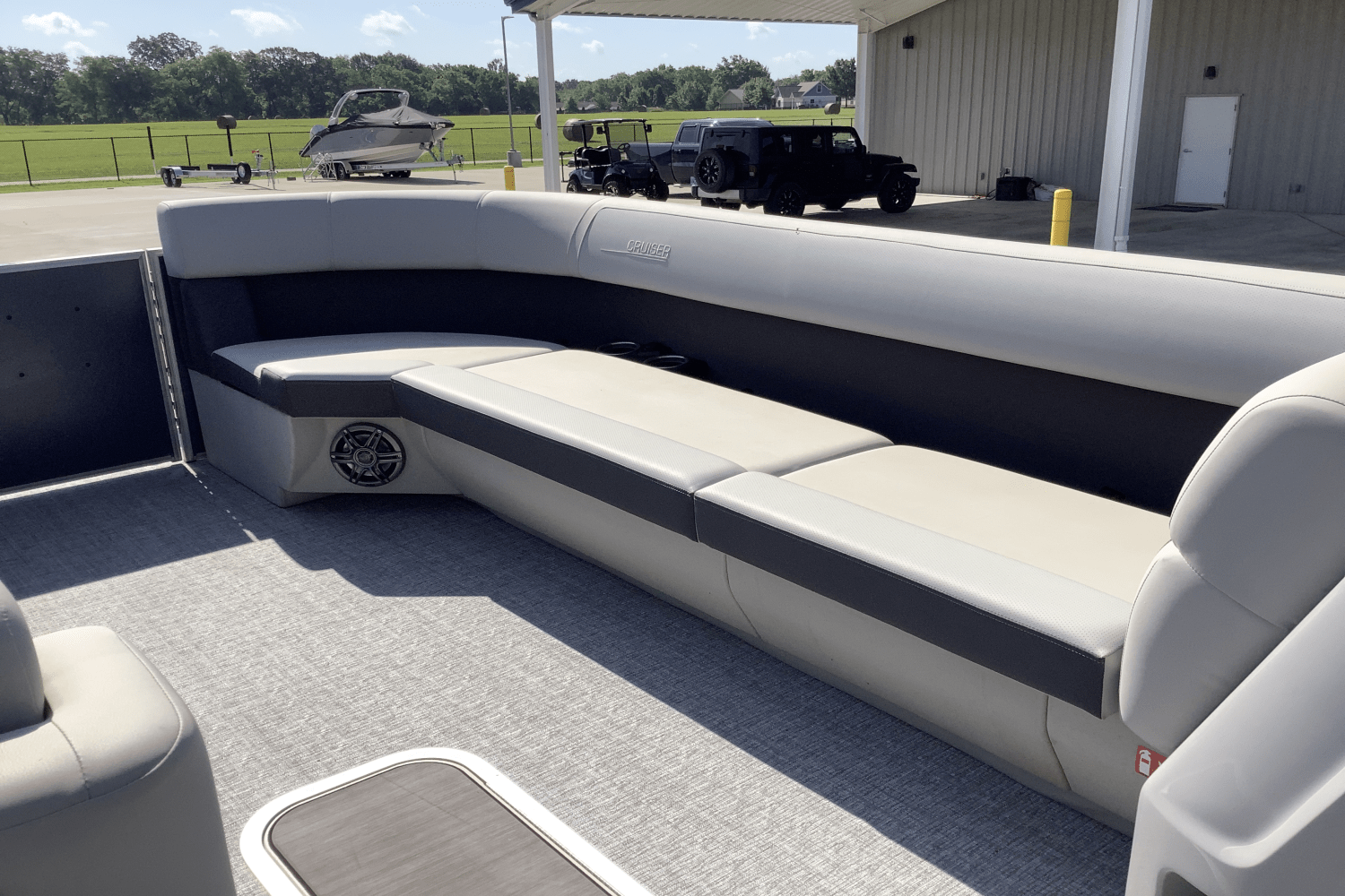Slide: The Image of Harris 250 Cruiser 2025 - 23
