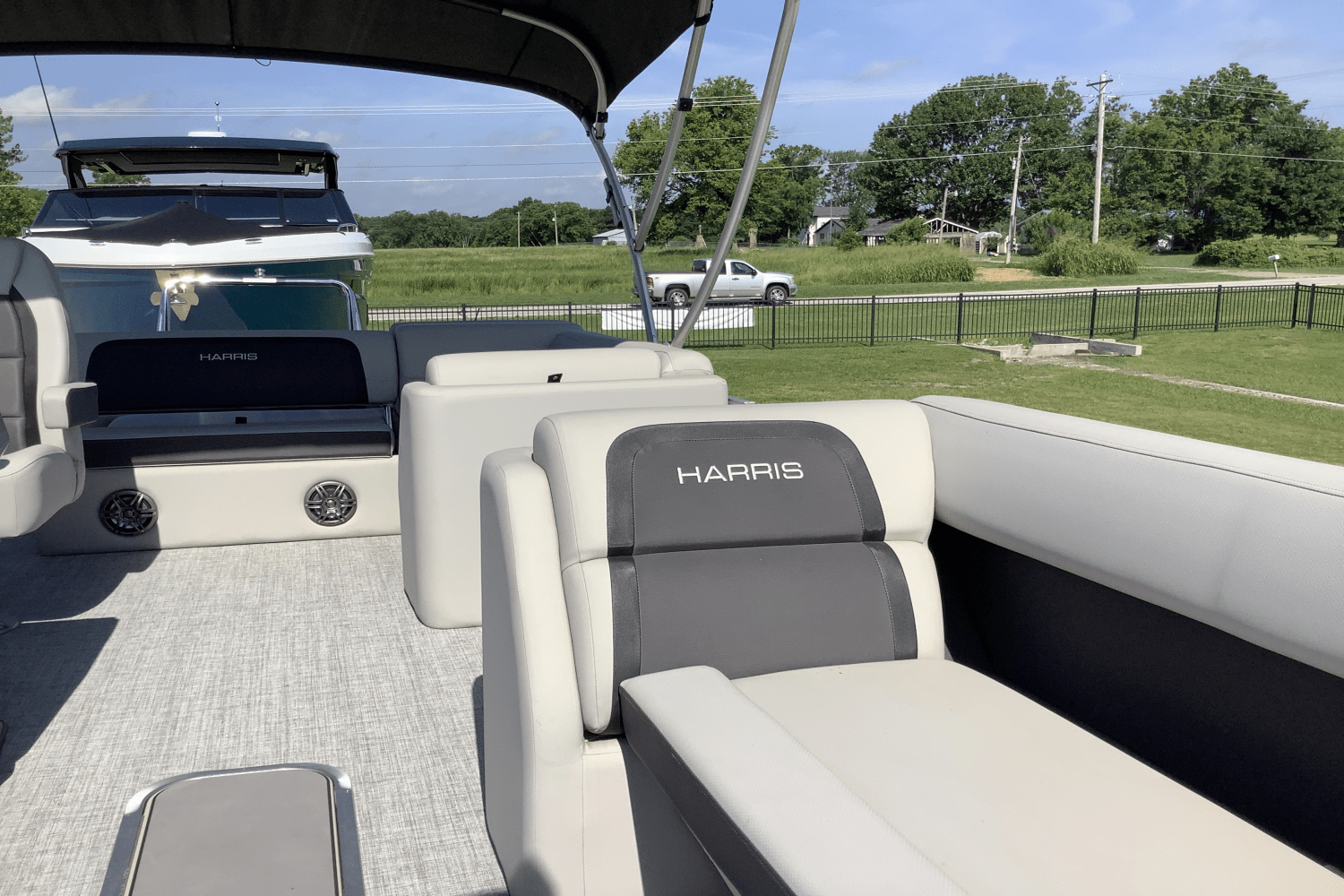 Slide: The Image of Harris 250 Cruiser 2025 - 25
