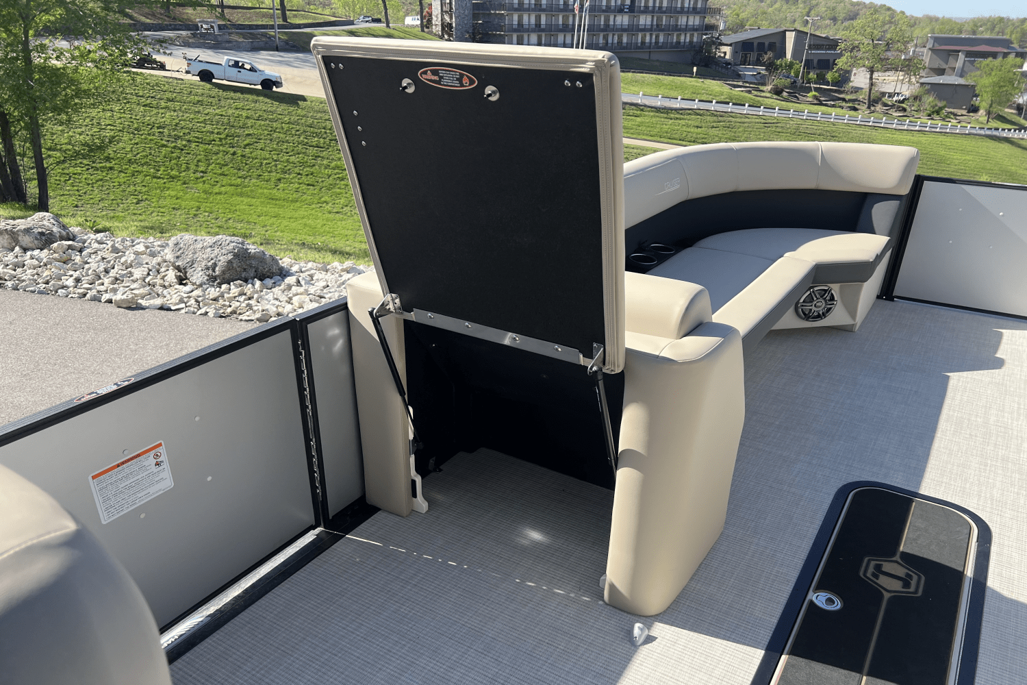 Slide: The Image of Harris 250 Cruiser 2025 - 26