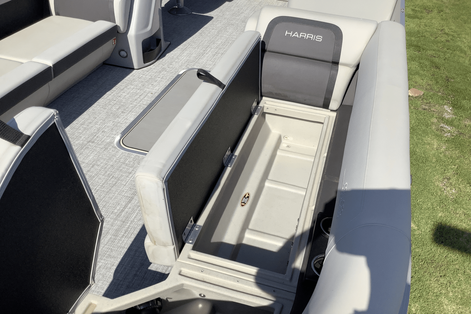 Slide: The Image of Harris 250 Cruiser 2025 - 26