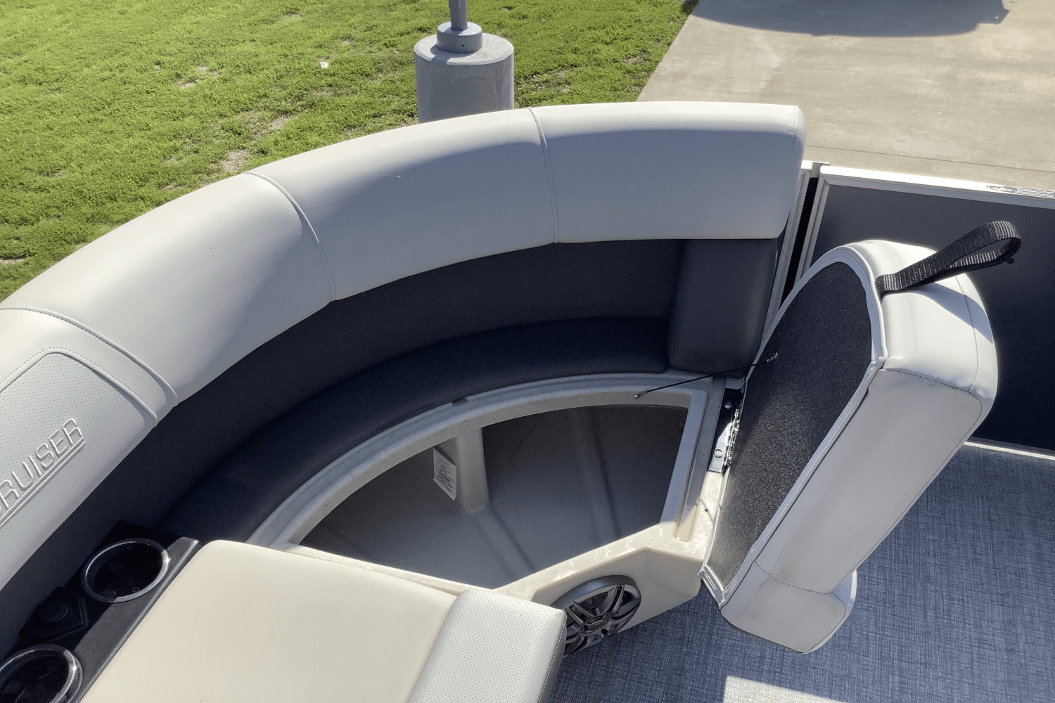 Slide: The Image of Harris 250 Cruiser 2025 - 27