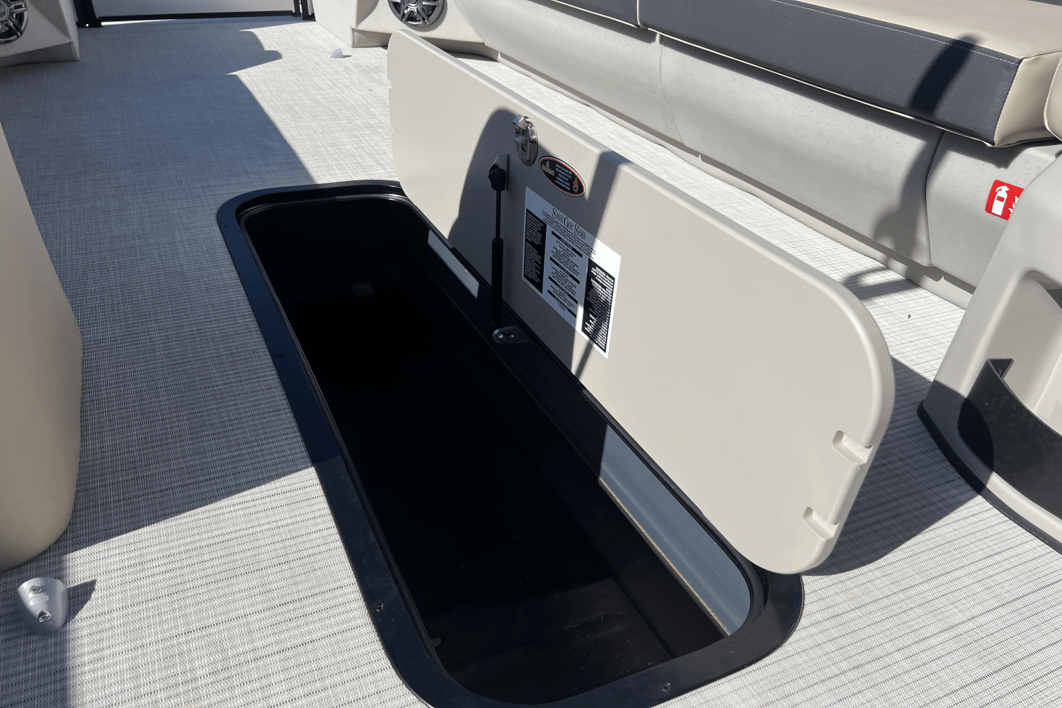 Slide: The Image of Harris 250 Cruiser 2025 - 27