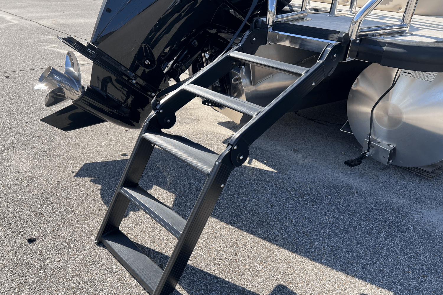 Slide: The Image of Harris 250 Cruiser 2025 - 7
