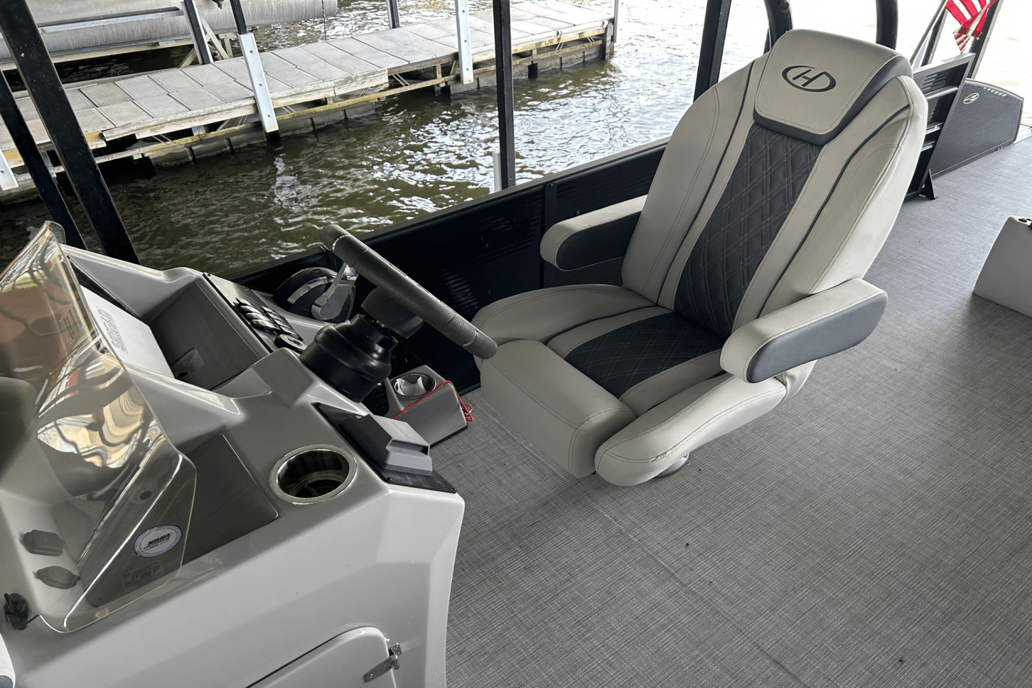 Slide: The Image of Harris 250 SL SPT 2022 - 8
